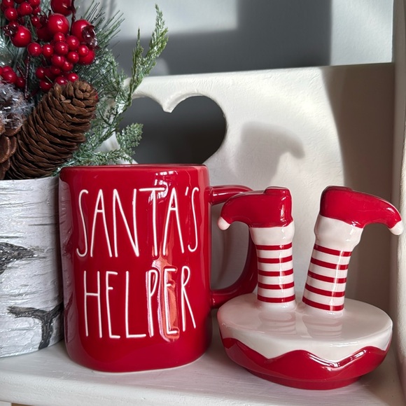 SANTA’S HELPER Topper Mug By Rae Dunn - Picture 4 of 5